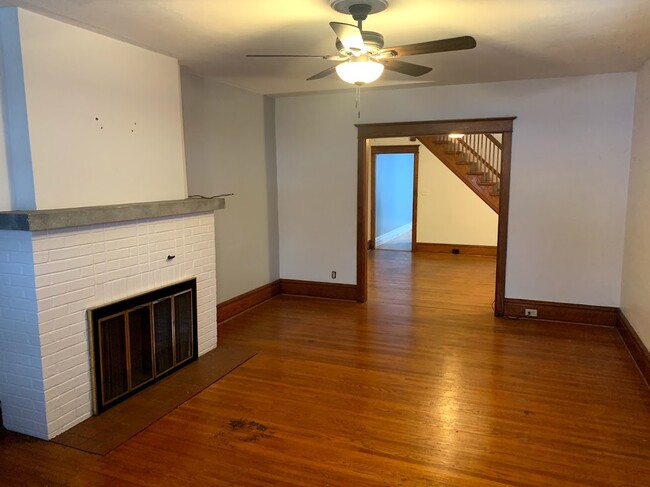 Building Photo - 2035 Ferry St