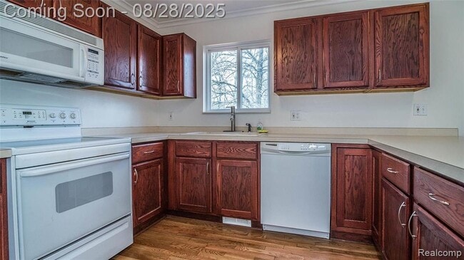 Building Photo - 2479 Somerville Dr