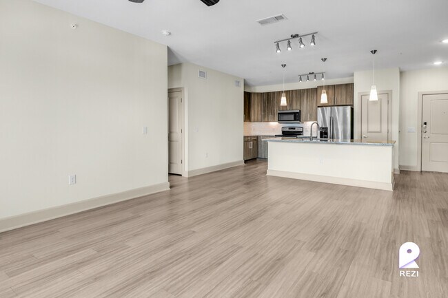 Building Photo - 3300 Bay Area Blvd