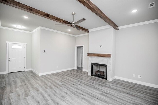 Building Photo - 1836 Seay Cir