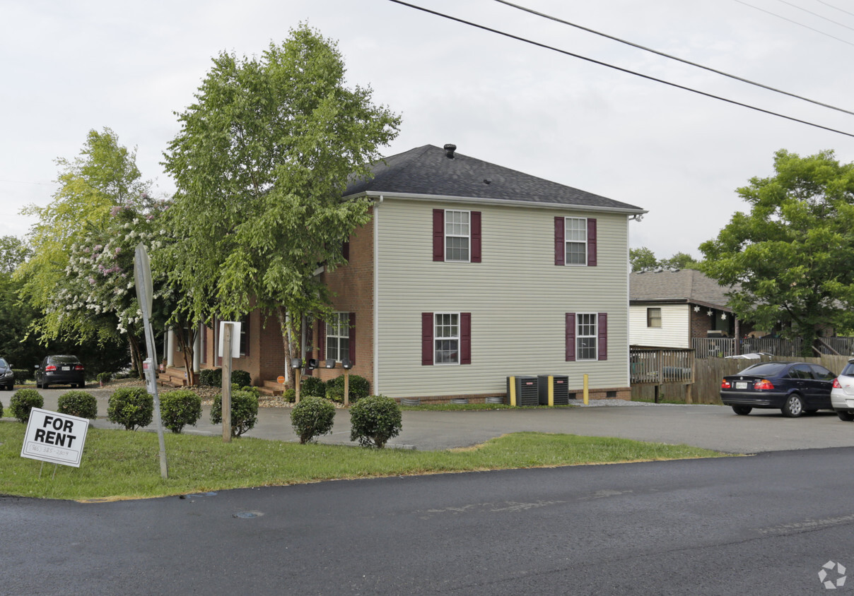 Building Photo - 713-719 Liberty St