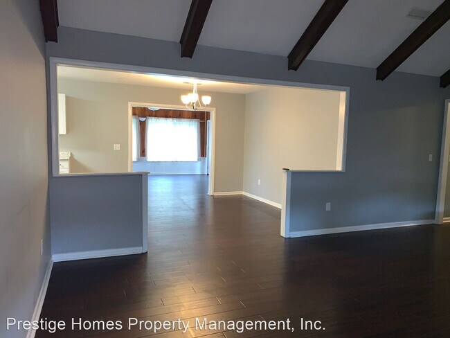 Building Photo - 3 br, 2 bath House - 202 Heritage Blvd