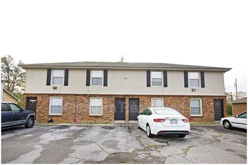 809 Golf View Pl Unit C, Clarksville, TN 37043 Condo for Rent in Clarksville, TN