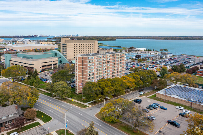 Aerial Photo - Wyandotte Co-op Apartments