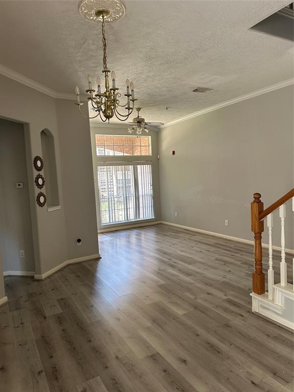 Foto del edificio - 2710 Grants Lake Blvd