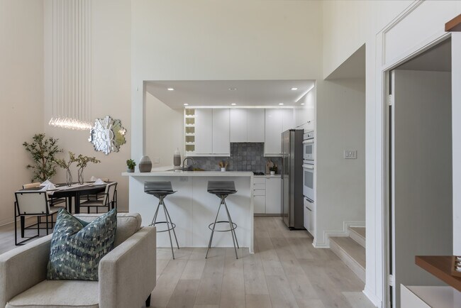 Foto del edificio - 1007 S Catalina Ave