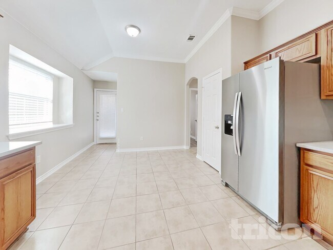 Foto del edificio - 733 Stribling Cir