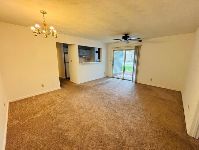 Foto del edificio - 402 Berryfield Ln