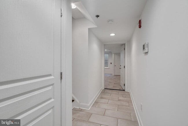 Foto del edificio - 2566 Frankford Ave