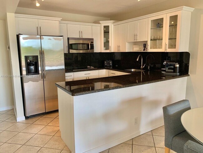 Foto del edificio - 500 Three Islands Boulevard