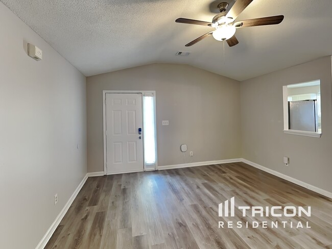 Foto del edificio - 218 Brandon Ridge Cir