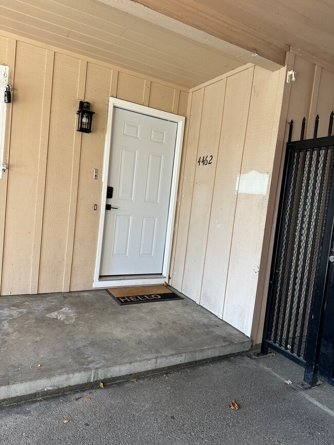 Building Photo - 4462 Denby Ln