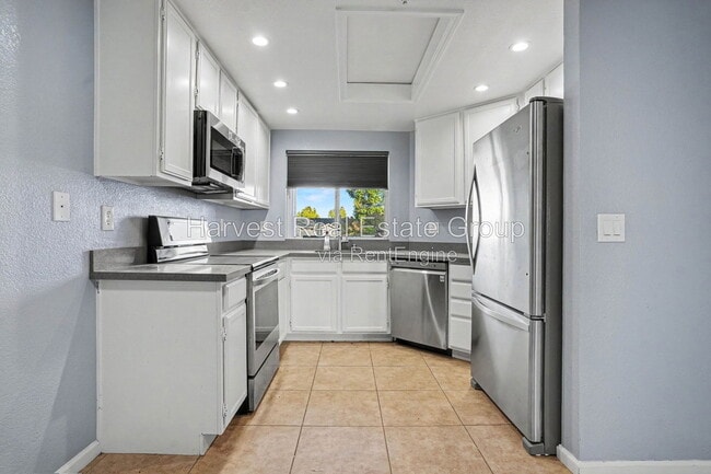 Building Photo - 148 Anderly Ct