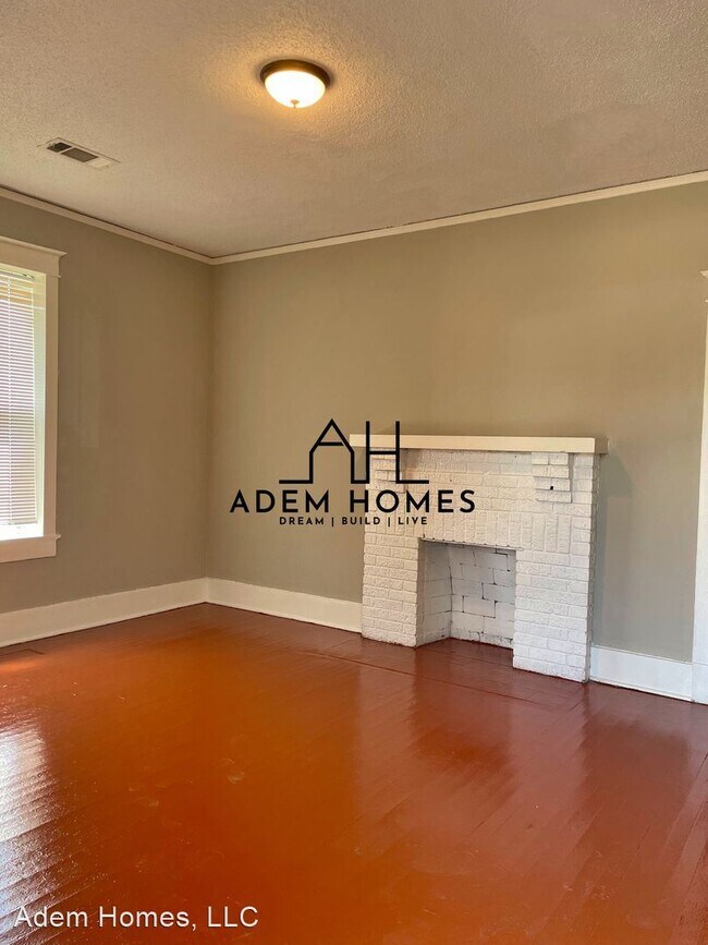 Foto del edificio - 2 br, 1 bath House - 649 Walnut St - 649 W...