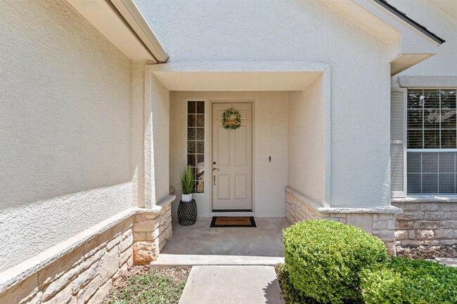 Building Photo - 297 Whispering Wind Dr