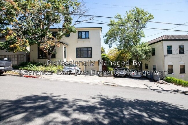 Building Photo - 2522 Hilgard Ave