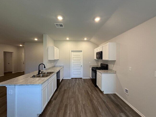 Building Photo - 4109 Reese Dr