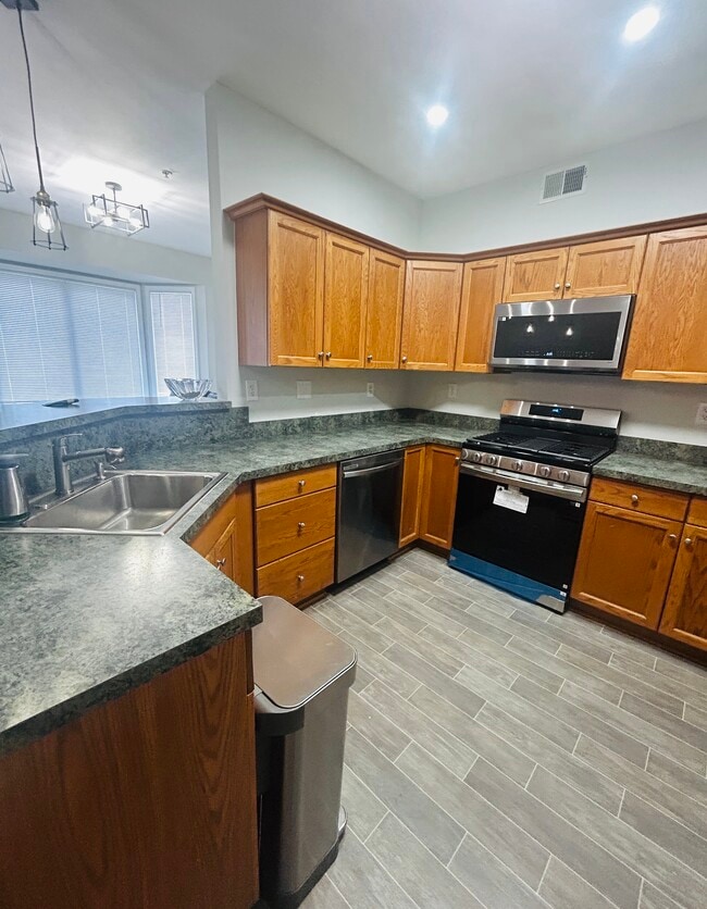 Foto del edificio - 171 Winchester Ct