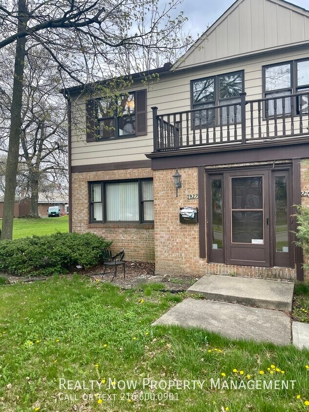 Foto principal - 2937 Warrensville Center Rd