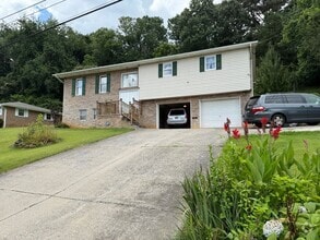 Building Photo - 612 Foothills Rd