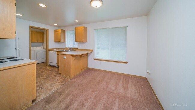 Foto del edificio - 8125 325th Pl NW