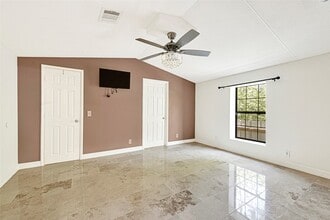 Building Photo - 509 Joan Of Arc Dr