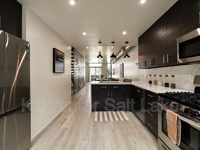 Foto del edificio - 15 E Kensington Ave