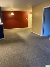 Building Photo - 207 Canal Park