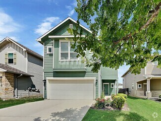 Building Photo - 2733 Wolfcreek