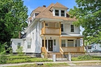 Building Photo - 480 White St