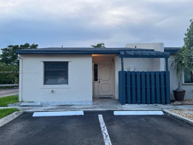 Building Photo - 1710 NW 92nd Ave