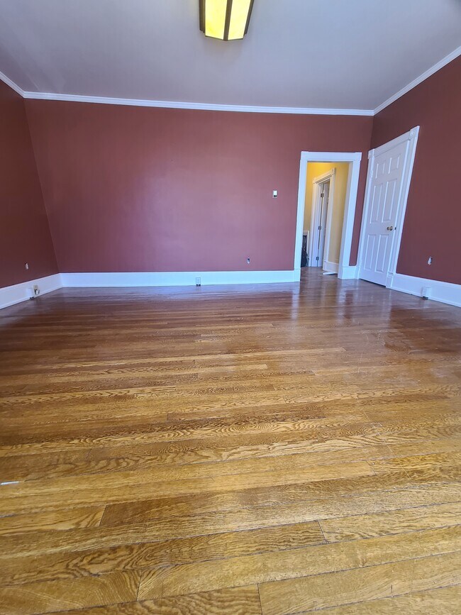 304 W Burke St Unit 304 w Burke st, Martinsburg, WV 25401 Apartments in Martinsburg, WV