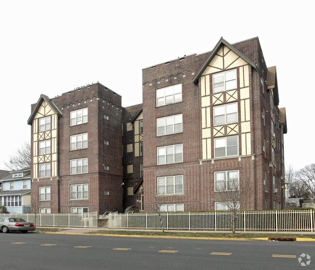 Sheridan Gardens Apartments Roselle, NJ