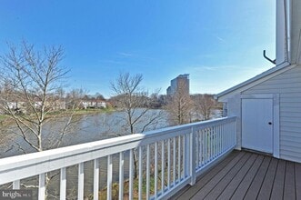Building Photo - 2810 Yarling Ct