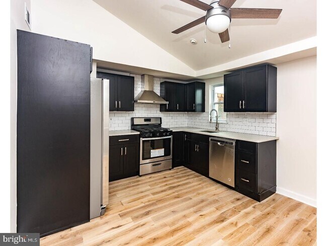 Foto del edificio - 1243 N 2nd St