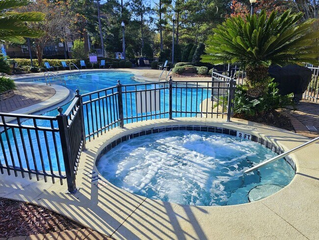 Photo - 2/2 with Loft in very popular NE Barringto...