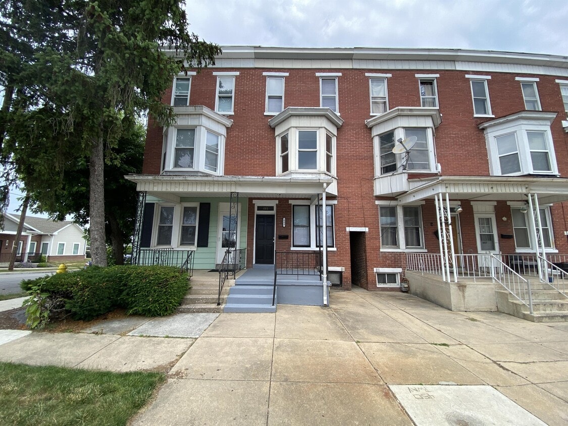 Primary Photo - 603 York St