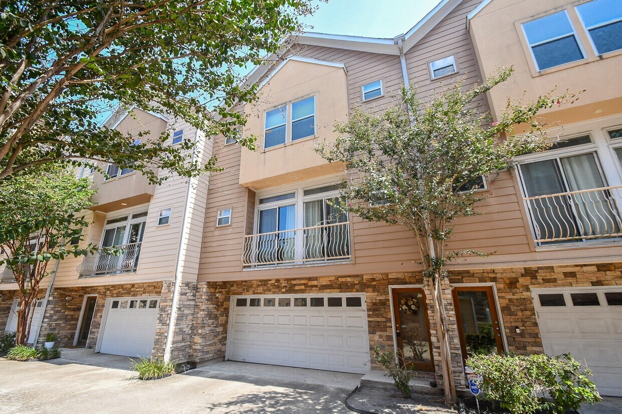 Foto principal - 3507 Mosley Ct