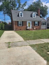 Building Photo - 2308 New Berne Rd