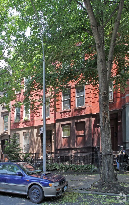 Primary Photo - 373 5th St