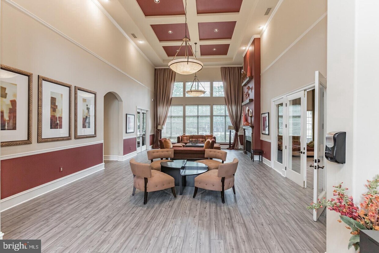 19606 Galway Bay Circle Unit 302, Germantown, MD 20874 Room for Rent