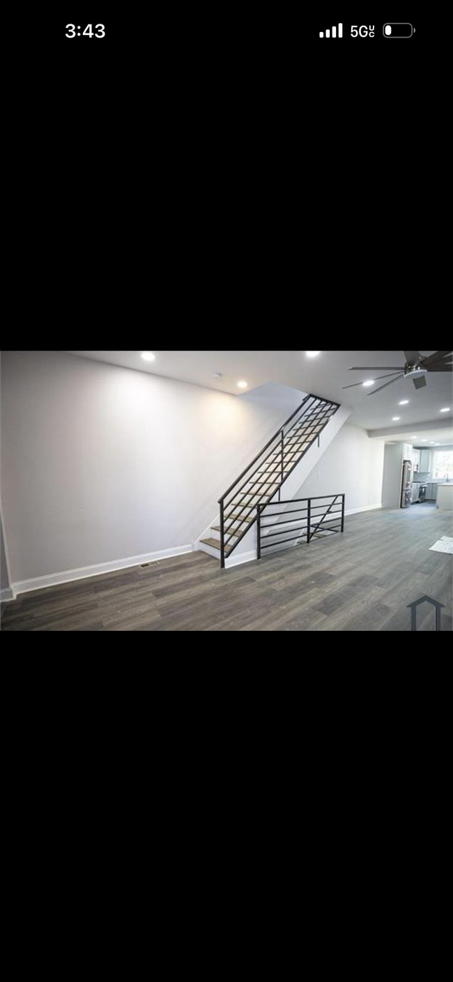 Photo - 3230 Fontain St House