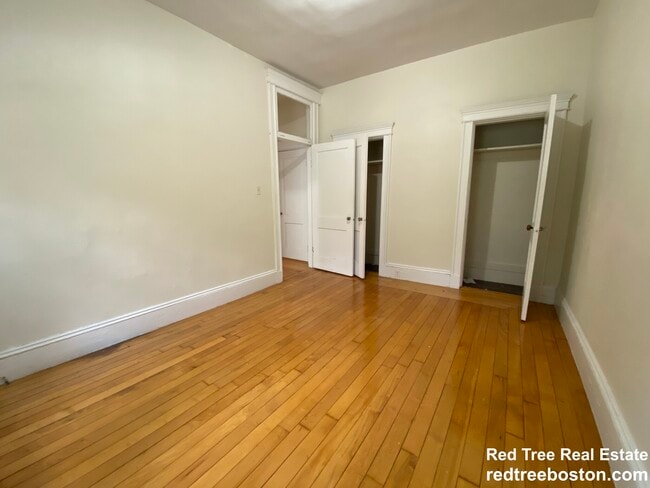 Photo - 1822 Beacon St Apartment