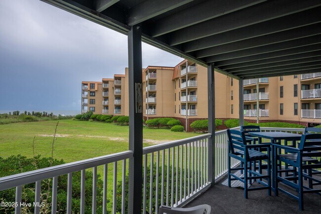 Foto del edificio - 1896 New River Inlet Rd