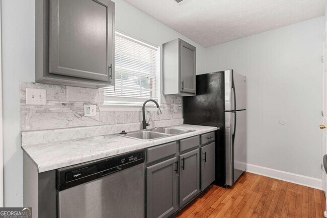 Foto del edificio - 316 Atwood St SW