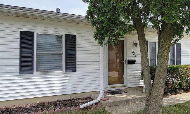 Building Photo - 323 Eaton Ave