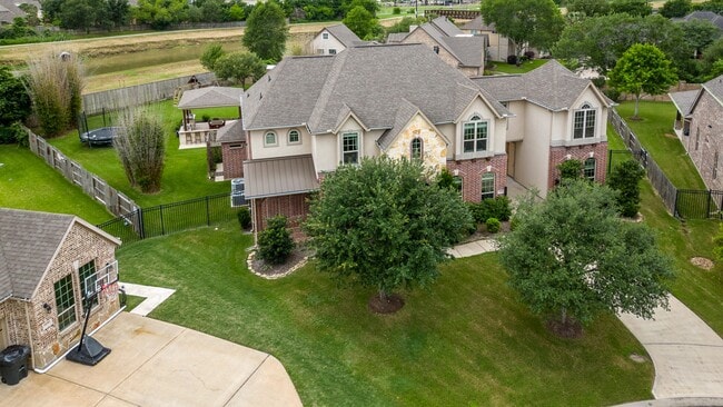 Foto del edificio - 2034 Baker Estates Dr