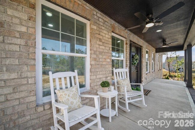 Building Photo - 20 Ridgecrest Ave