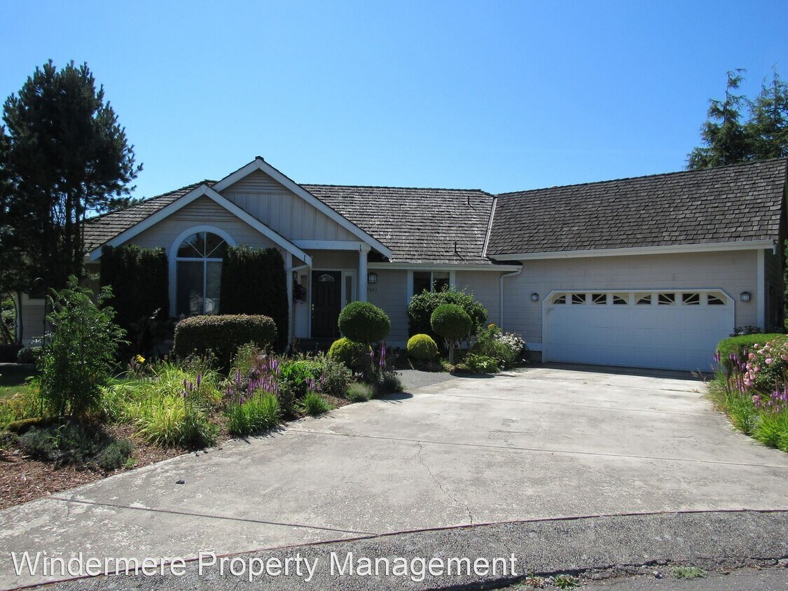 3 br, 3 bath House 7971 Sawgrass Way House Rental in Blaine, WA
