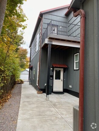 Building Photo - 229 3rd Ave E